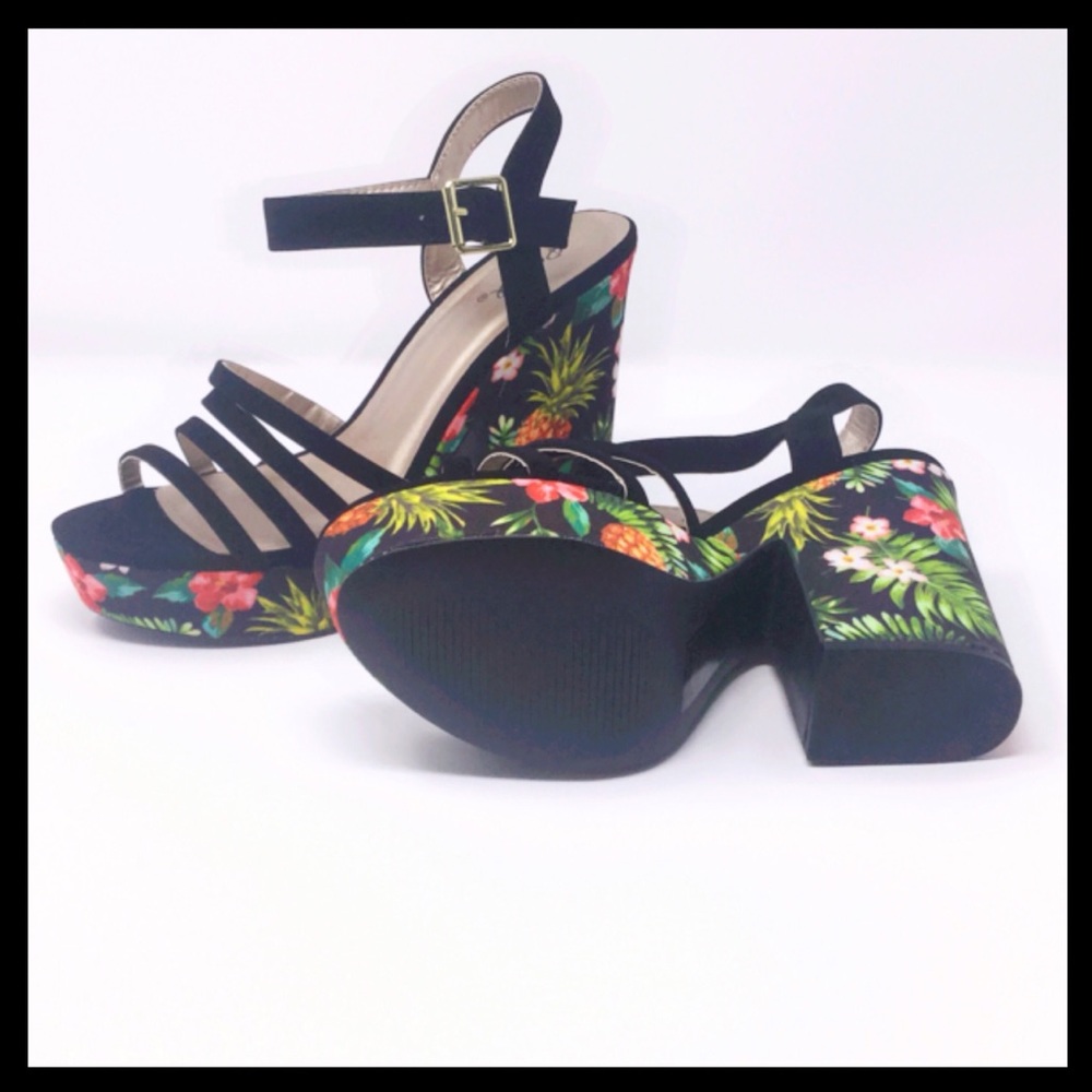❤️SIZE 8.5 Pineapple Print Platform Chunky Heels - Picture 6 of 6